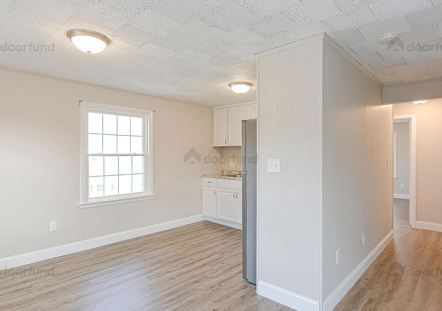 16 Harvard Rd — Photo 3