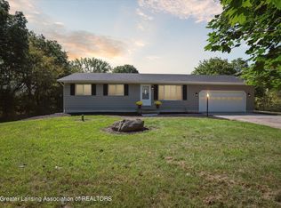 1009 W Barnes Rd, Mason, MI 48854