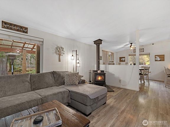 2nd image of 42629 May Creek Road