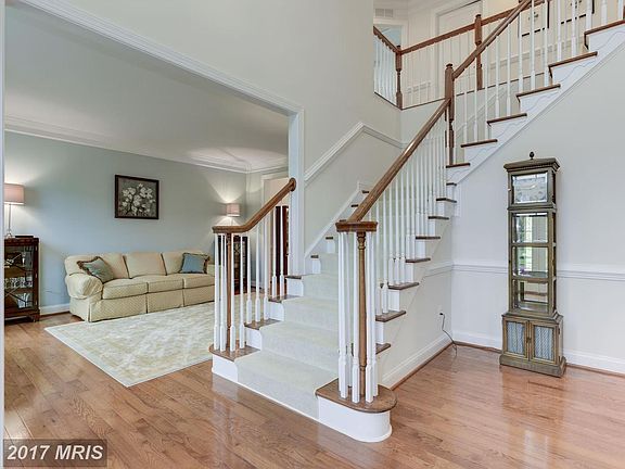 2nd image of 23888 Heather Meadow Dr