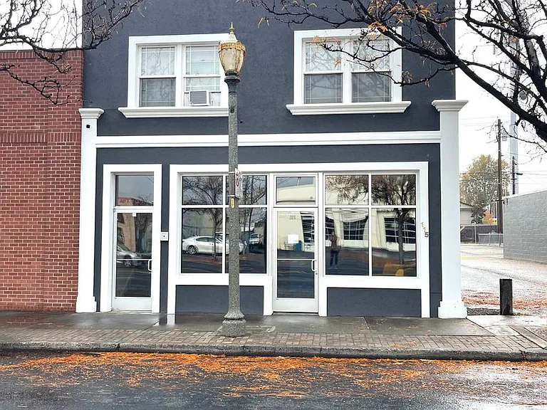 115 W 1st Ave — Photo 2