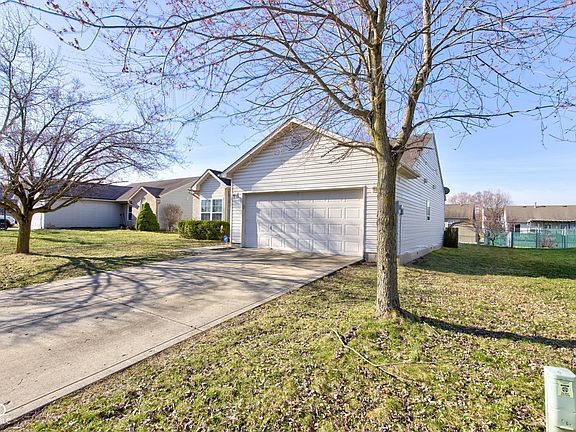 2nd image of 1360 Evergreen Dr