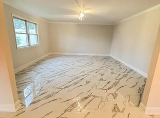 35 Avenue F, Lodi, NJ 07644