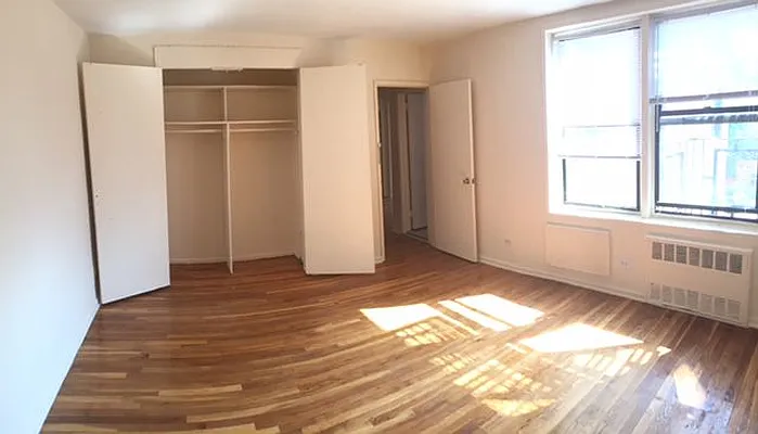 Rented by Smart NY Realty LLC | media 13