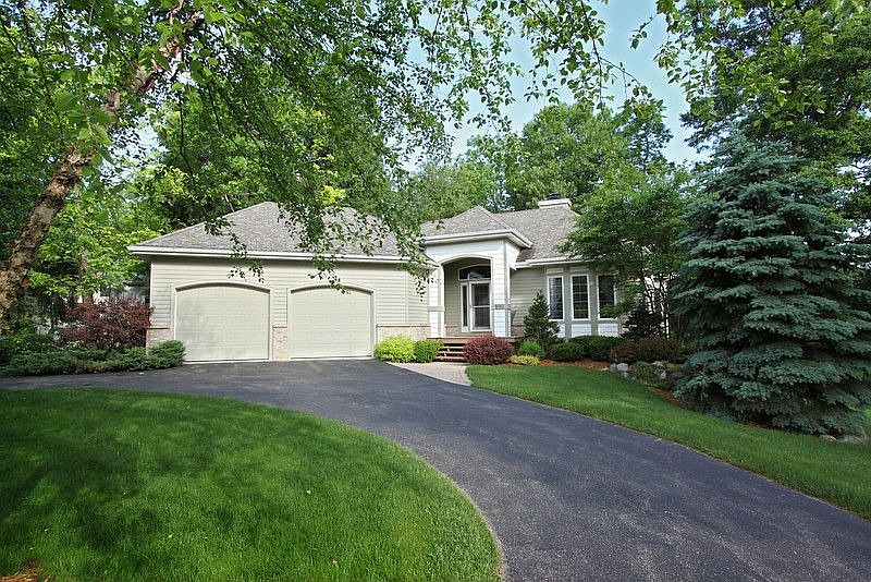 1st image of 890 Brickley Dr