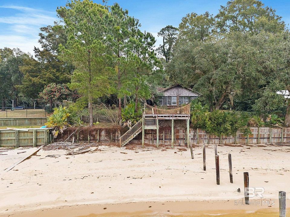 1st image of 705 Captain O'Neal Dr
