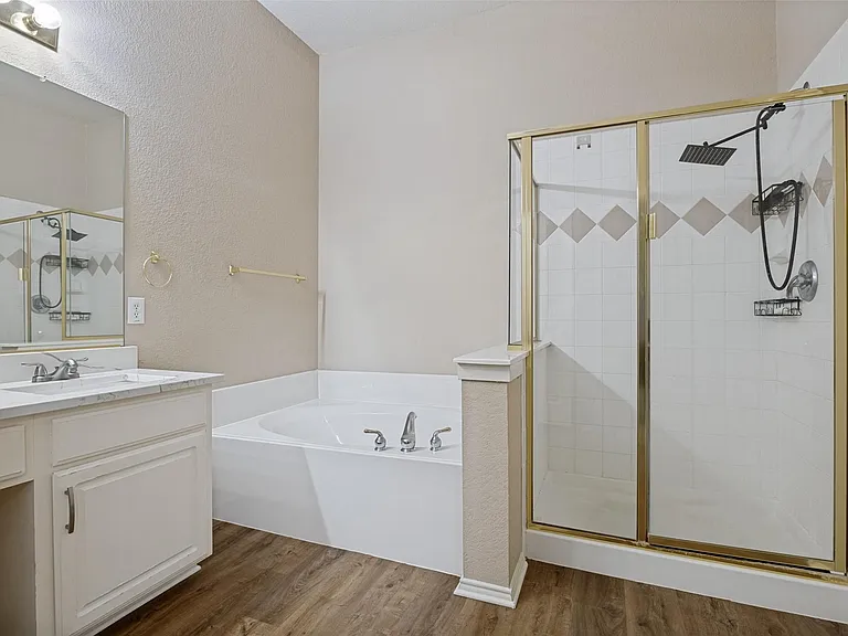 6257 Dark Forest Dr — Photo 15