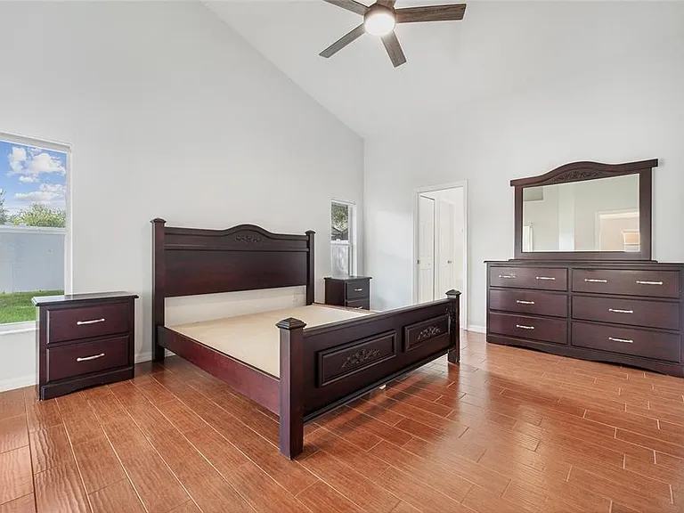 2743 Stanwood Dr — Photo 9