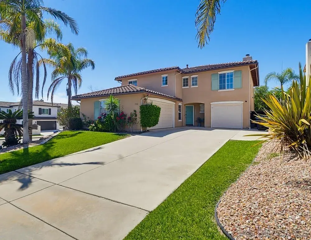 4 bed, 2.5 bath, 2724 sqft, $7,500 — Photo 3