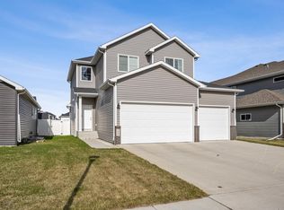 7329 21st St S, Fargo, ND