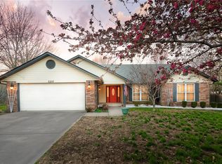 3257 N Autumn Ct, Fayetteville, AR 72703