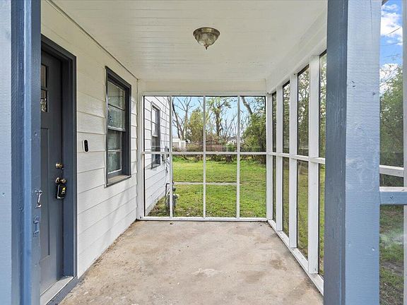 5th image of 521 Rachael Street