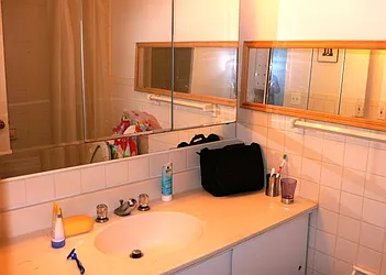 Rented by K.Chang Realty