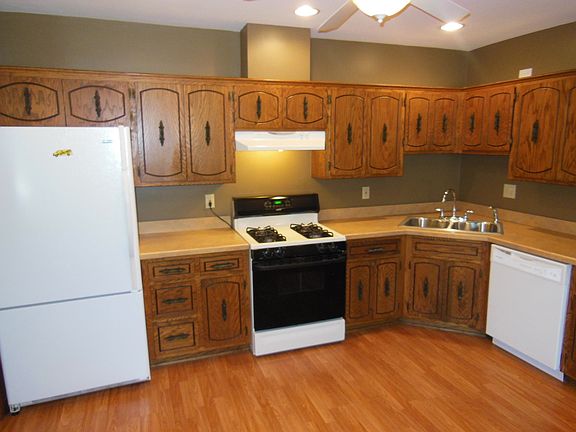 2nd image of 5353 Brooklyn Blvd