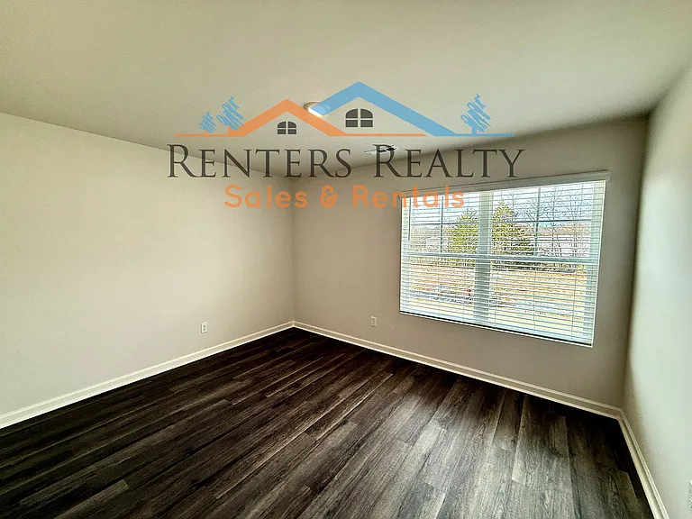 223 Maple Spring Trl — Photo 26