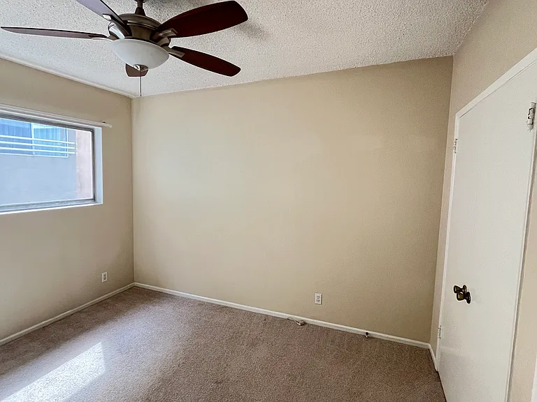 11746 Goshen Ave #7 — Photo 22