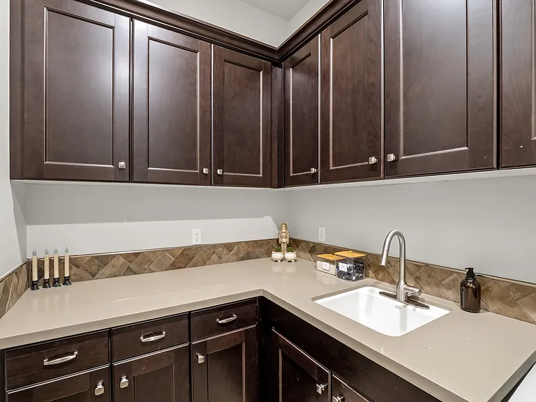 11865 N Ridgeway Dr — Photo 42