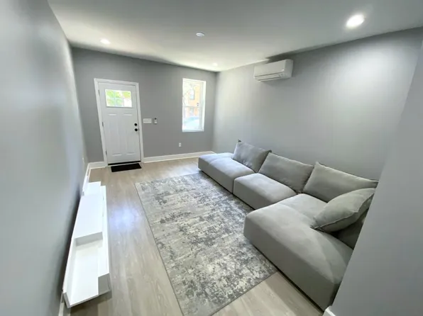 308 S Washington St, Baltimore, MD 21231
