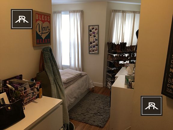 4th image of 13 Leverett St #3