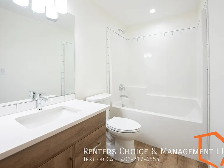 5601H 43rd Ave — Photo 9