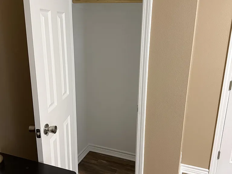 Closet 2