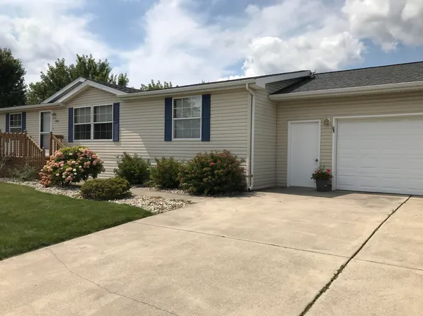 1333 Wildfield Ln, Fremont, MI 49412