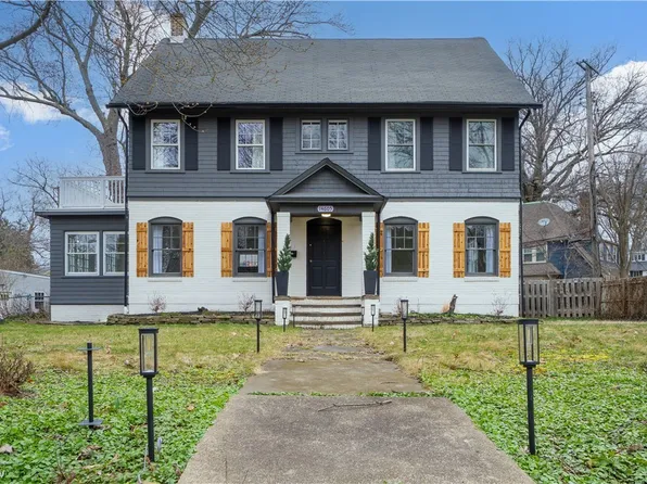 14605 S Woodland Rd, Shaker Hts, OH 44120