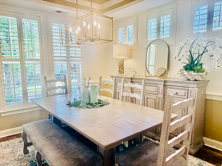 15706 Seafield Ln — Photo 2