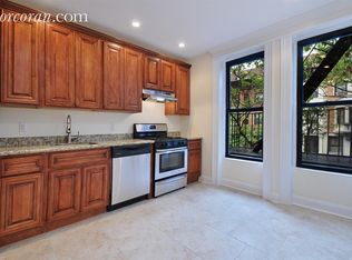 582 5th St APT 1B, Brooklyn, NY 11215