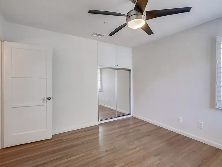 4747 Rolando Blvd — Photo 31