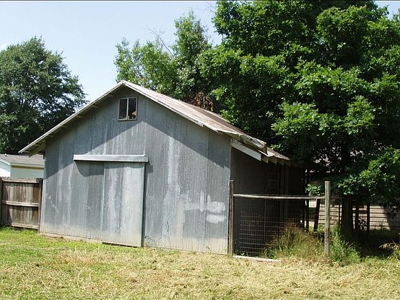Back shed 