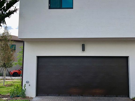 4th image of 4937 NW 84th Ave
