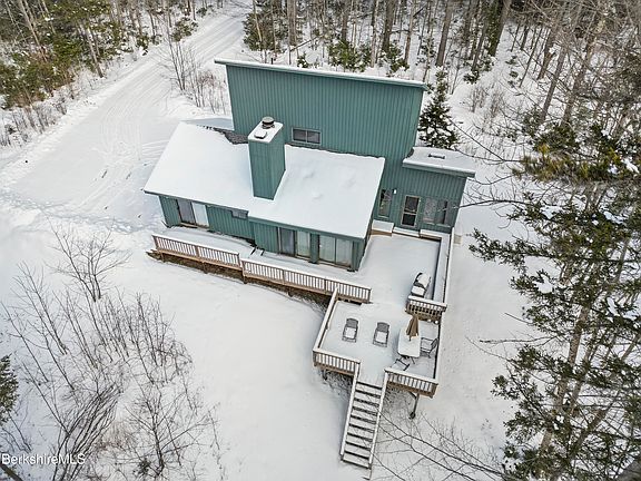 4th image of 973 Fred Snow Rd