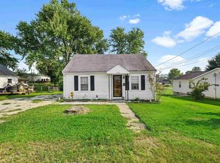 704 7th St, Cloverport, KY 40111