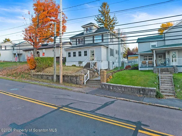 717 N Valley Ave, Olyphant, PA 18447