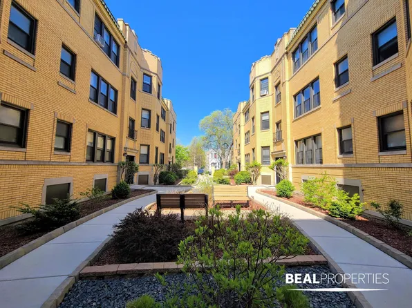 2317-27 North Rockwell Street