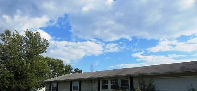 2nd image of 3061 Blacklick Eastern Rd NE