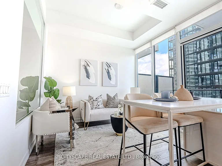 77 Shuter St #907 — Photo 21