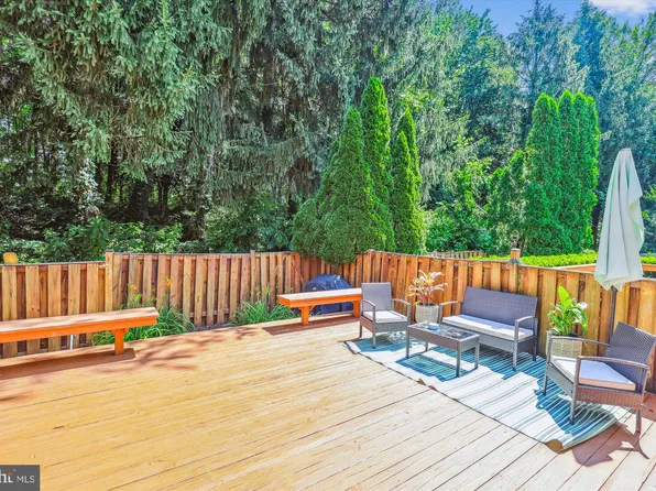 4451 Holly Ave, Fairfax, VA 22030