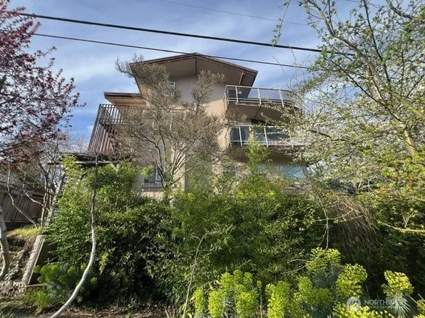 2001 43rd Avenue E #A1, Seattle, WA 98112