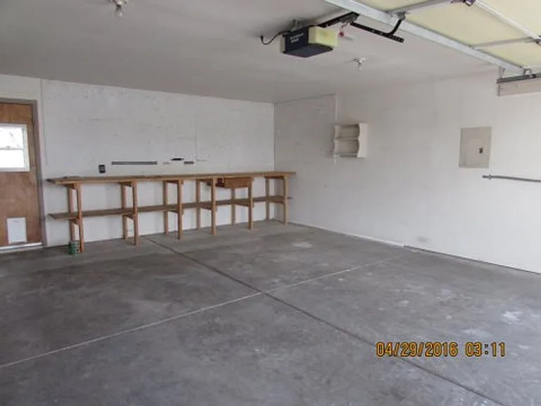 2962 N Ronlin Ave — Photo 18