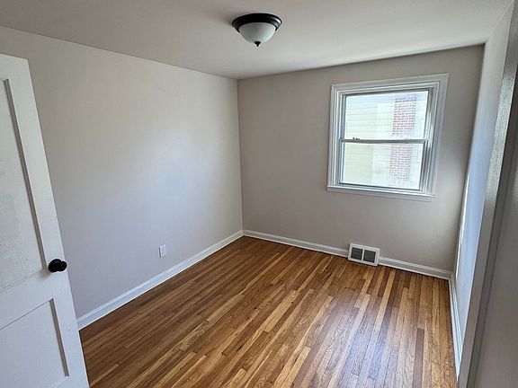 5th image of 1319 Woodland Ave