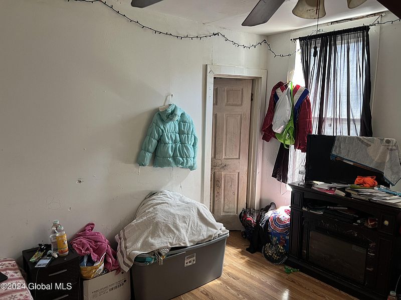 5th image of 11 Cuyler Street