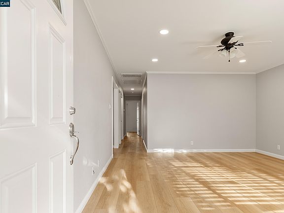 5th image of 2921 Rio Grande Dr