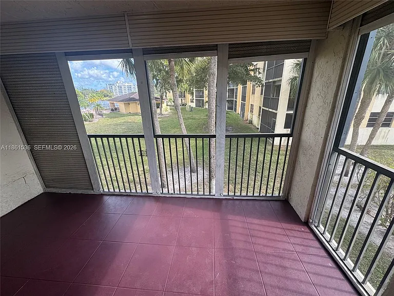 6575 W Oakland Park Blvd #218 — Photo 21