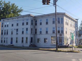 4 Elm St APT 304, Lancaster, NH 03584