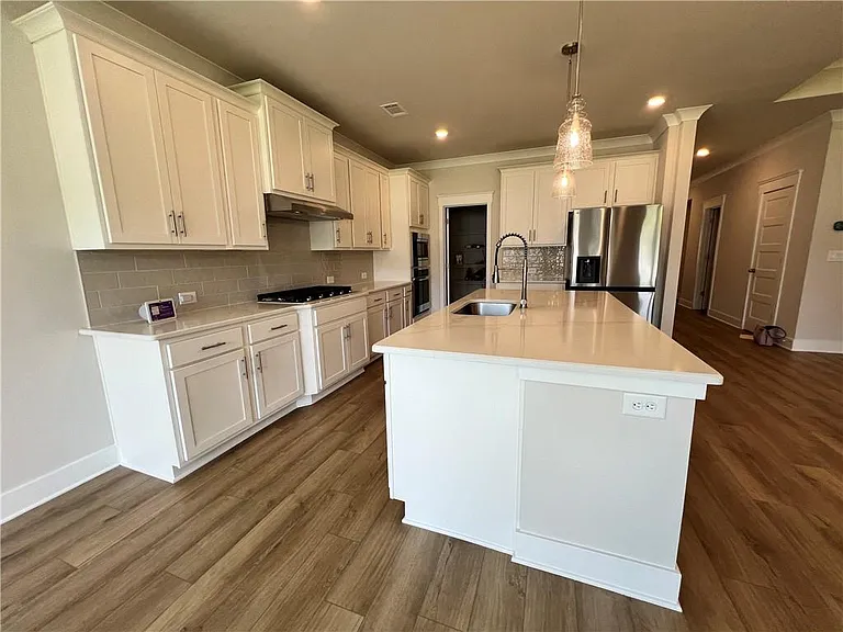 905 Winding Rose Dr — Photo 11