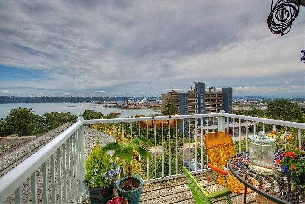 View Condo in Down Town Tacoma! — Photo 1