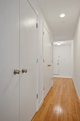 Rented by Compass | media 13