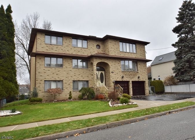 2nd image of 65 Gould St